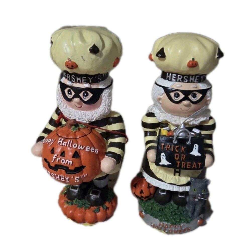 Vintage Kurt Adler designed Hershey Halloween Bandits